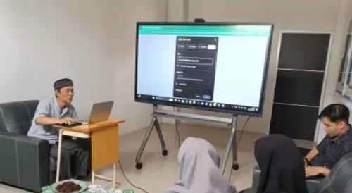 Menguatkan Identitas Digital Sekolah: Mutiara Embun Pagi Gelar Pelatihan Manajemen Website